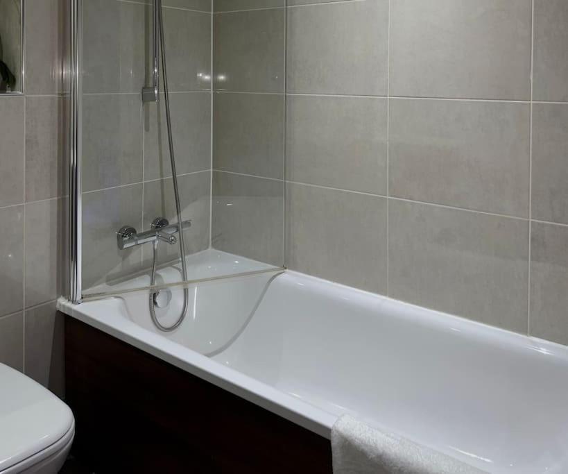 Cosy City Centre Apartment With Parking Μπέρμιγχαμ Εξωτερικό φωτογραφία